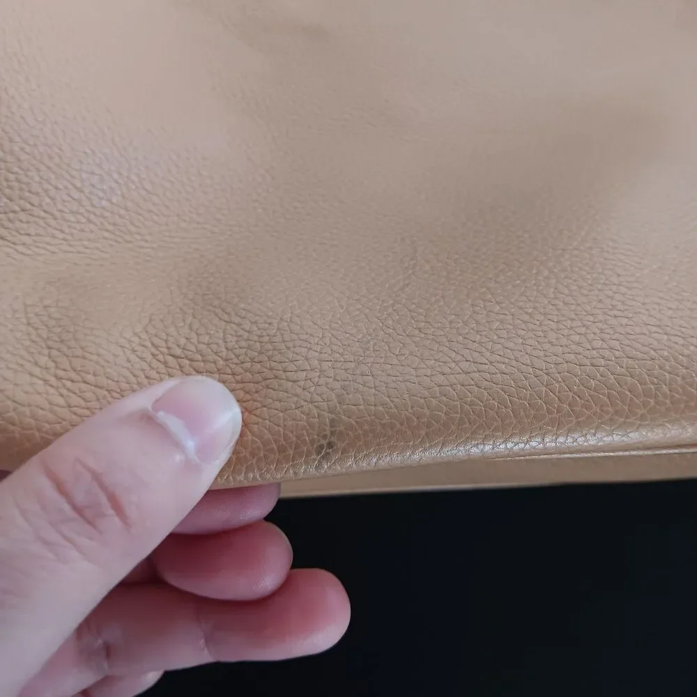 Barry Kieselstein- Cord Camel‎ Leather HOBO with Signature Frog Flawed